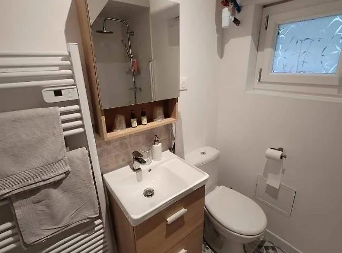 T2 Cozy Proche Centre *